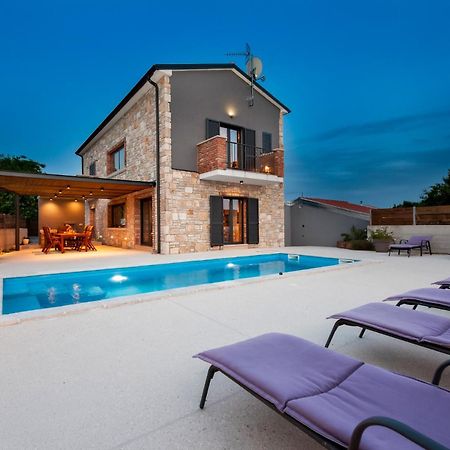 Villa Baraka With Private Pool Near Rovinj - Wiibuk Kanfanar Exterior photo